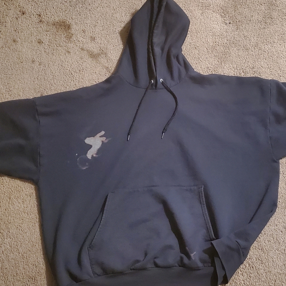 Pullover hoodie